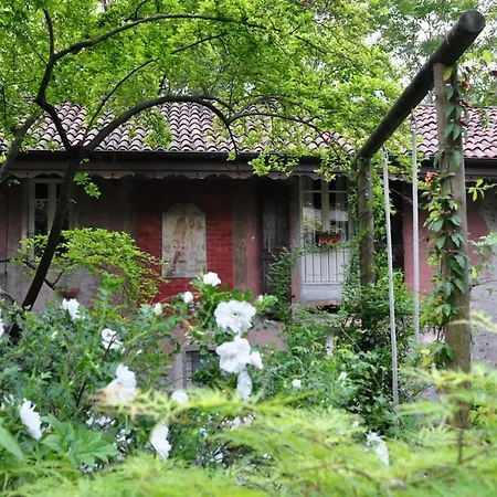 Feriehus Maggiore - - Piano Primo - La Casaccia Verbania
