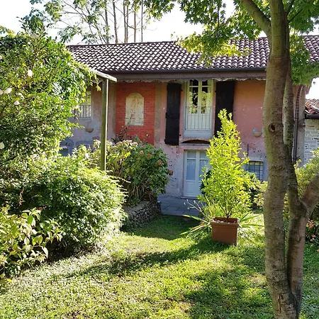 Holiday home Maggiore - - Piano Primo - La Casaccia *